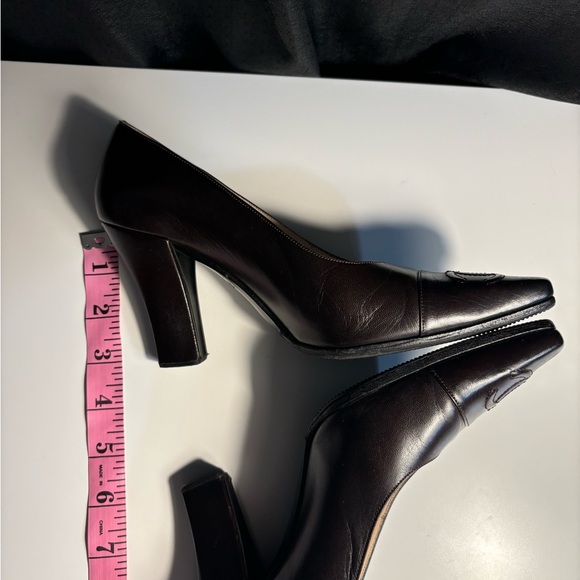 Vintage Chanel Double CC Cap Toe Lambskin Heel Pumps
Dark Brown - Picture 5 of 16